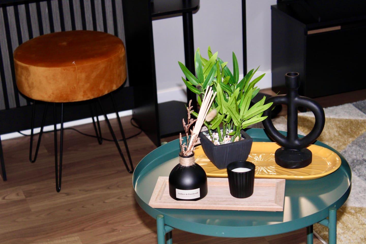 SMA Premium 2 Bed Suites 2 mins from train station6